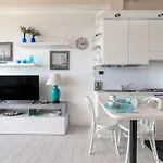 Apartamento Nel Blu Dipinto Di Blu *