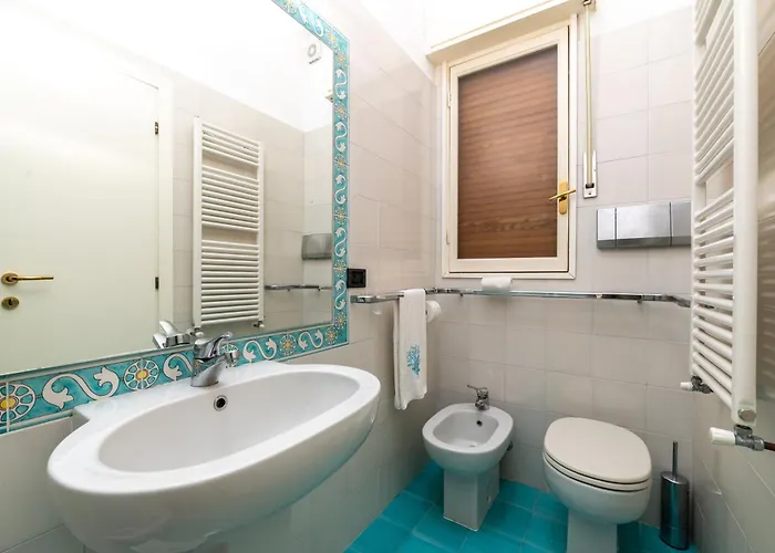 Nel Blu Dipinto Di Blu