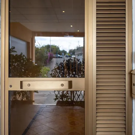 Nel Blu Dipinto Di Blu Villa Solari