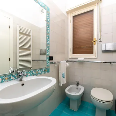 Nel Blu Dipinto Di Blu