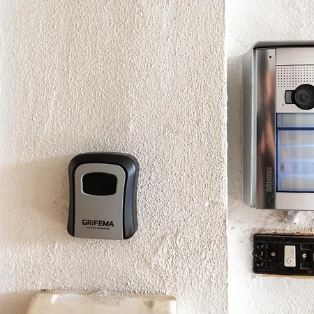 Nel Blu Dipinto Di Blu *